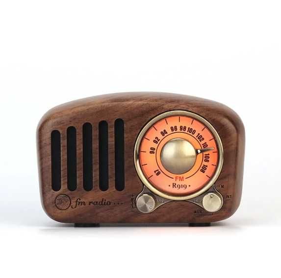 FM-радиоприемник в стиле ретро с Bluetooth