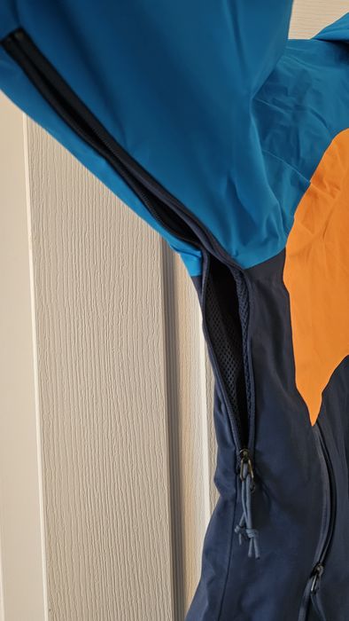 Ново мъжко яке North Face Stratos размер М