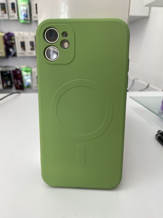 Калъфи за iphone 11