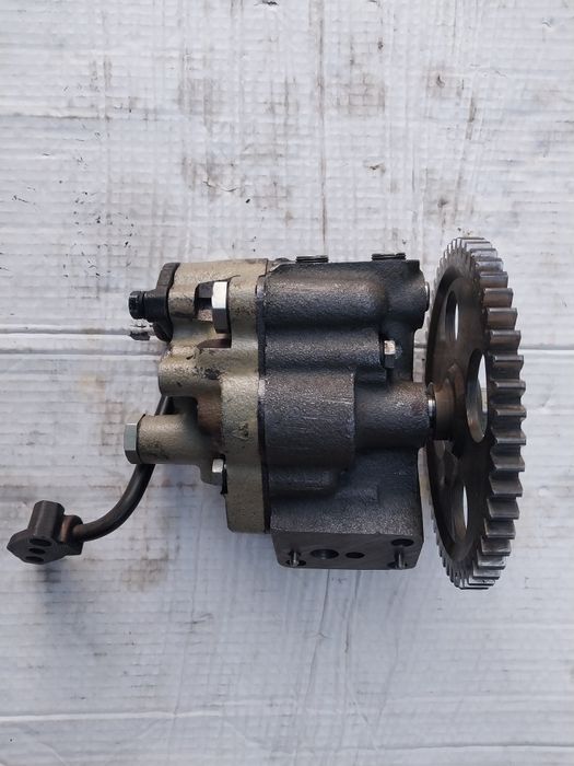 Продаётся маслянный, насос Камаз 740 б/у после ремонта.