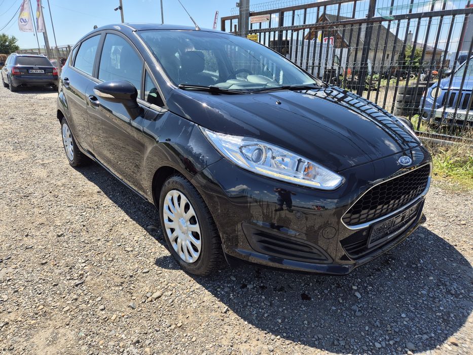 Usa fata dreapta ford fiesta an 2017 facelift, culoare negru