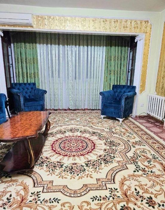 Kvartira qizlarga( bezmakler, bezxozyayka)