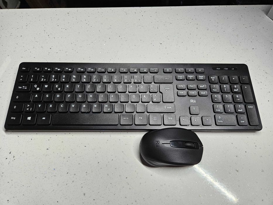 Set tastatura si mouse wireless, Rii, Negru, QWERTZ - PRET Neg!