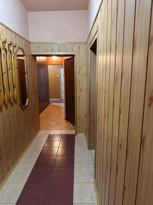 Тристаен апартамент в Младейки хълм