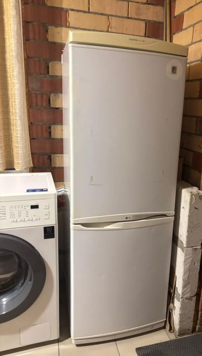 Холодильник в хорошем состоянии