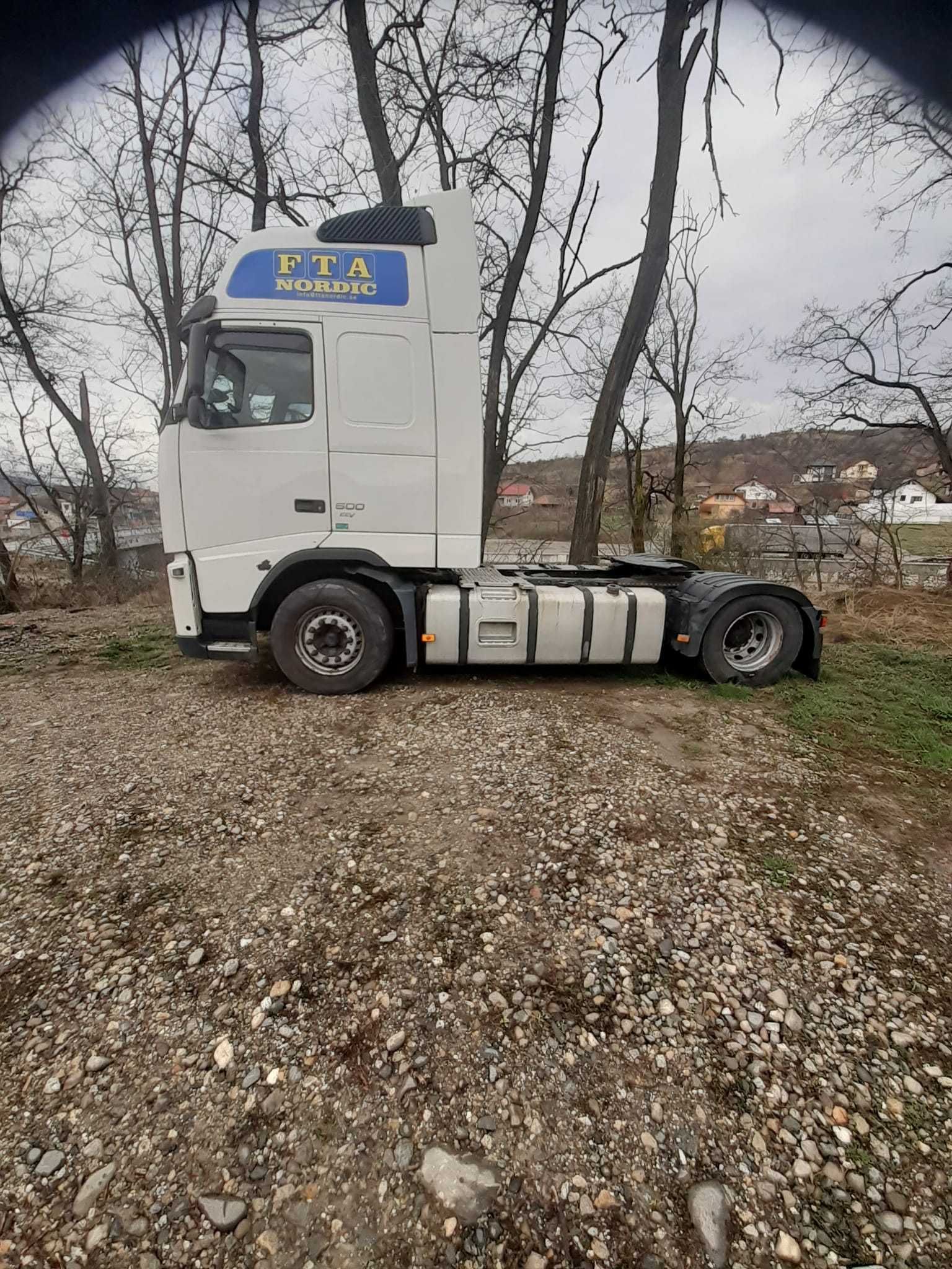 Vând Volvo FH500