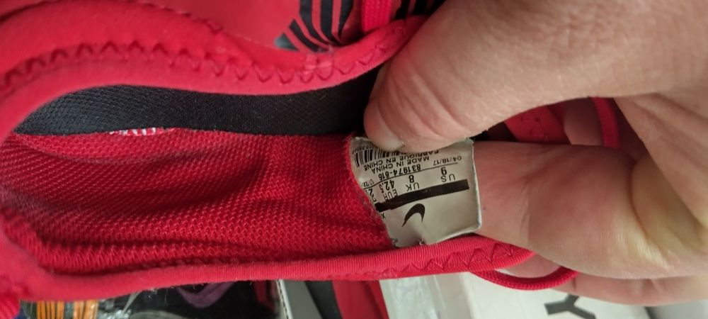 Стоножки  NIKE за момче номер 42, 5