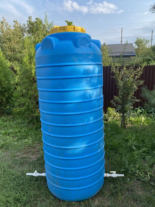 Емкость,бак,бочка для воды 750л