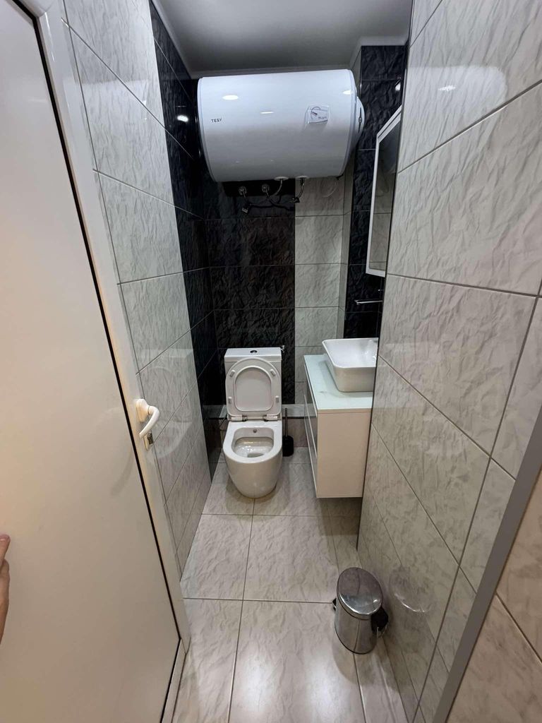 Дава се под наем Тристаен апартамент в Пловдив, Център - 110 кв.м за 600 € - Снимка #6