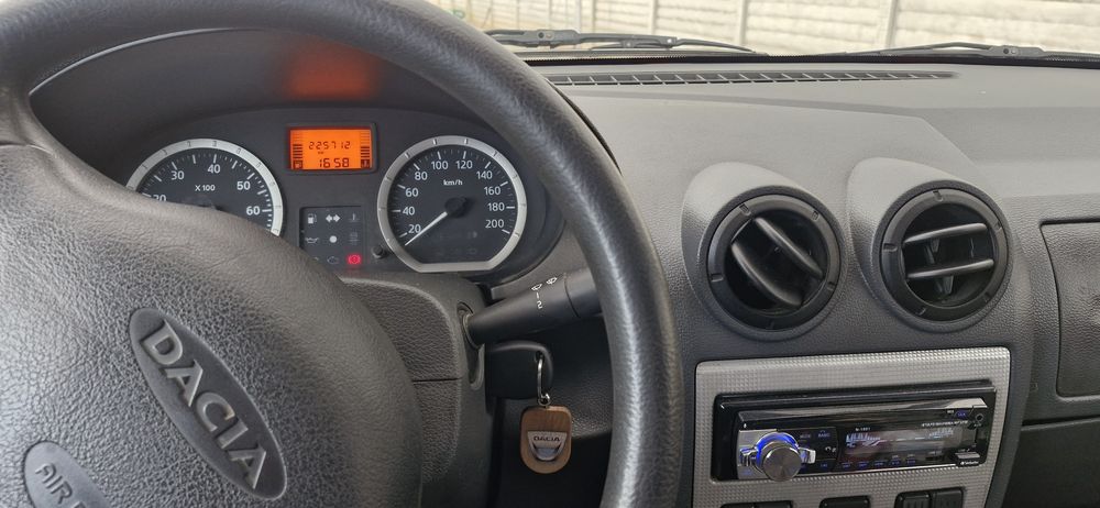 Dacia Logan MCV . Rar efectuat