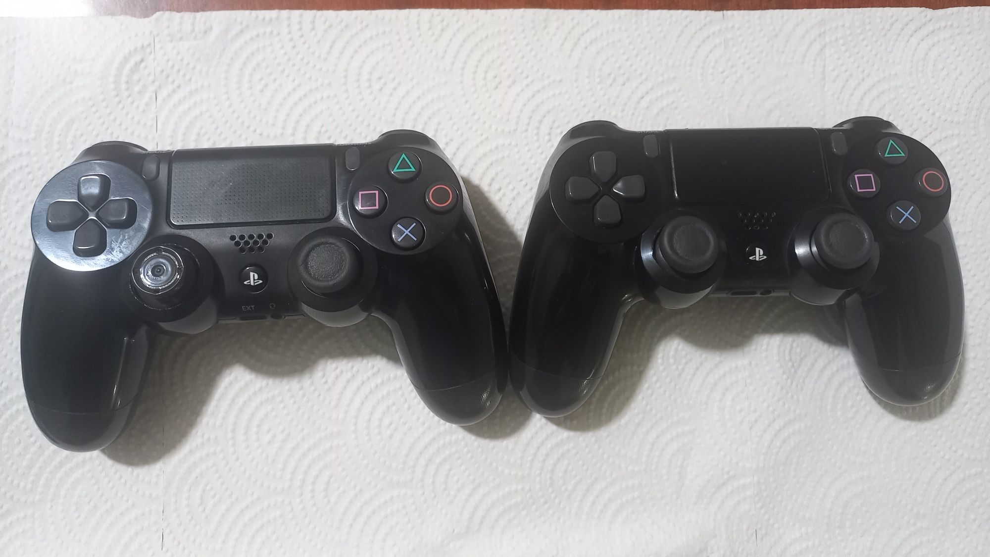 PS 4 joystick 2 ta 250.000 dan xar biri