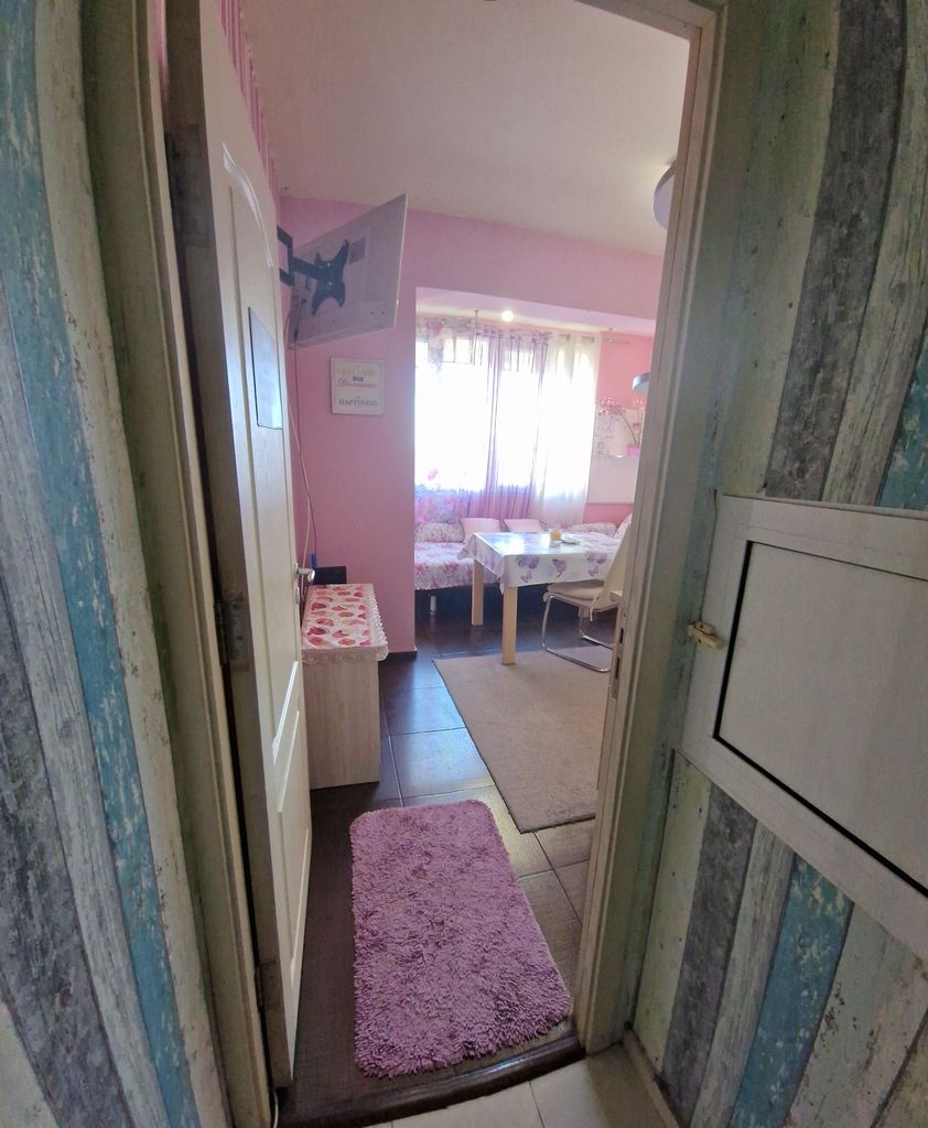 Дава се под наем Двустаен апартамент в Варна, ХЕИ - 54 кв.м за 119000 € - Снимка #4