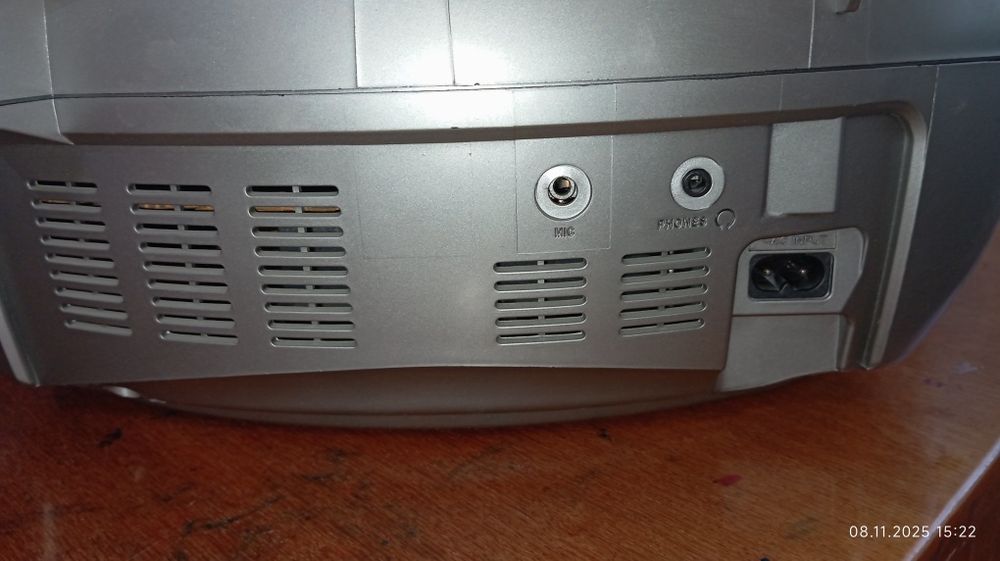 Музыкальный центр