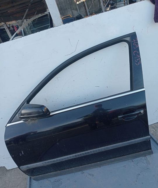 Usa / Portiera fata stanga Volkswagen VW Passat B5.5 (facelift)