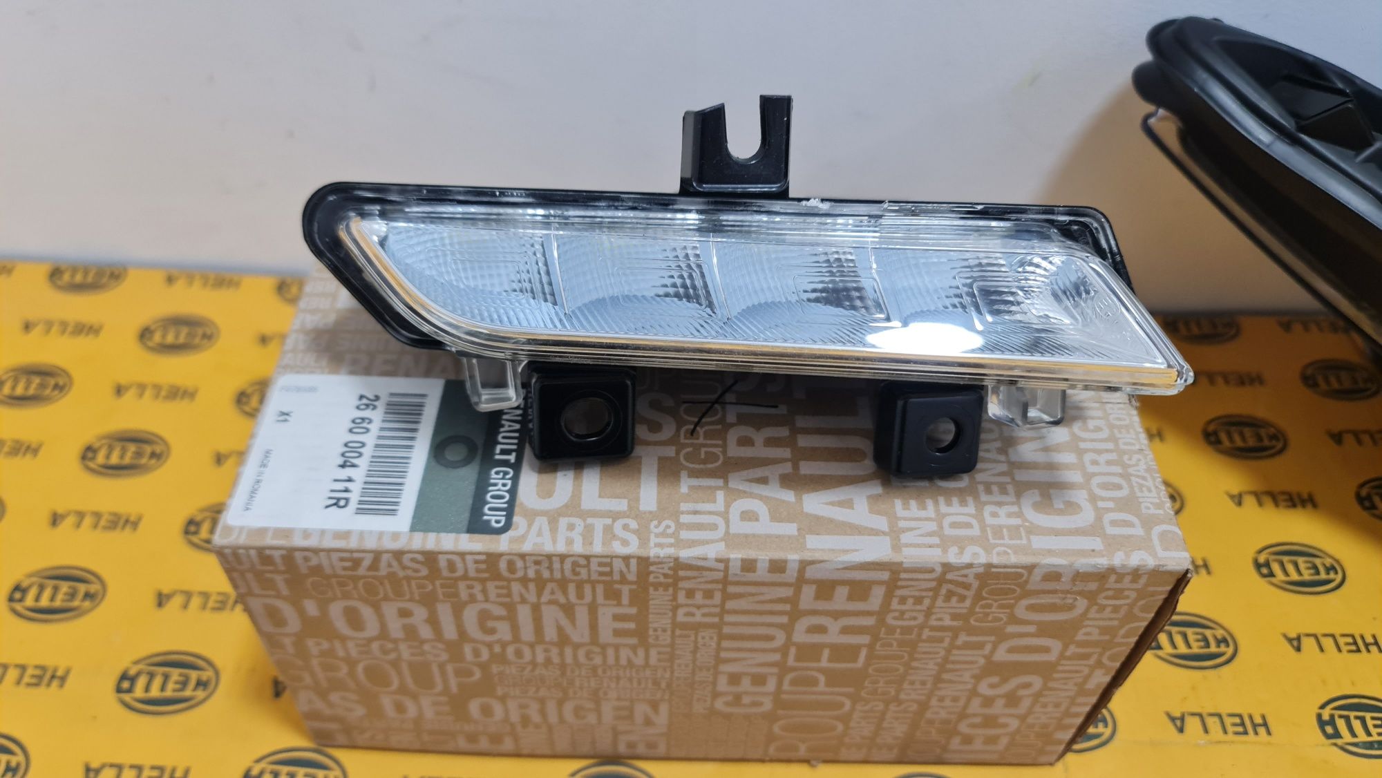 Far stanga proiector led dreapta Renault Captur Clio 4