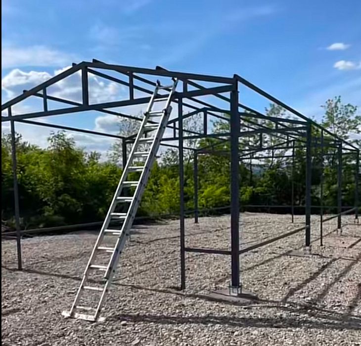 Vand hale si structuri metalice