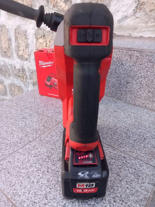 Milwaukee M18 FHM Перфоратор
