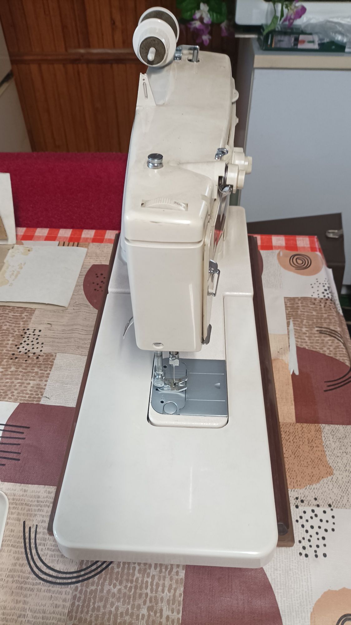 Шевна машина  Finesse 884