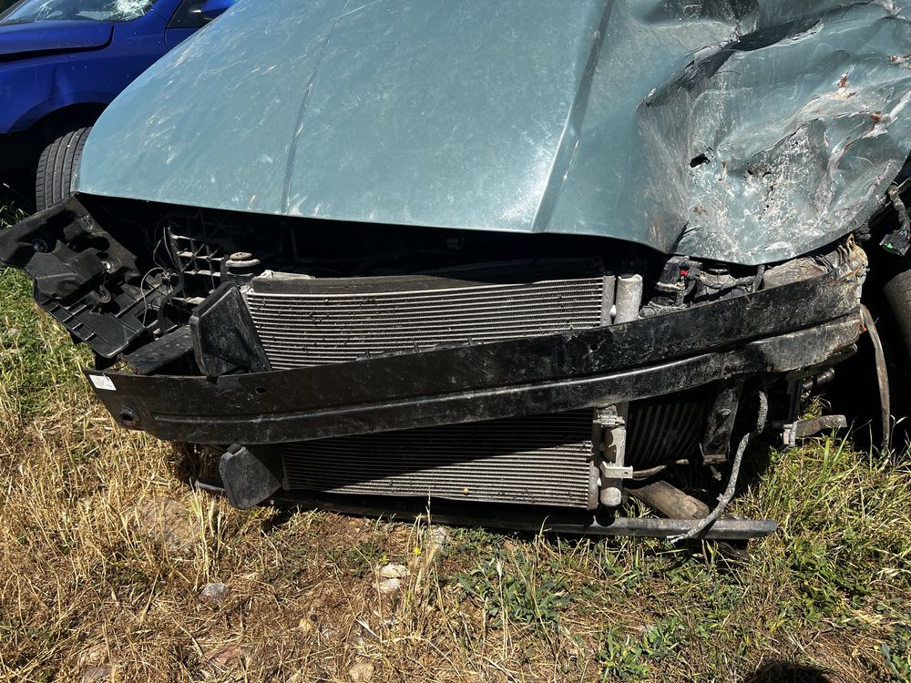Hyundai i20 на части