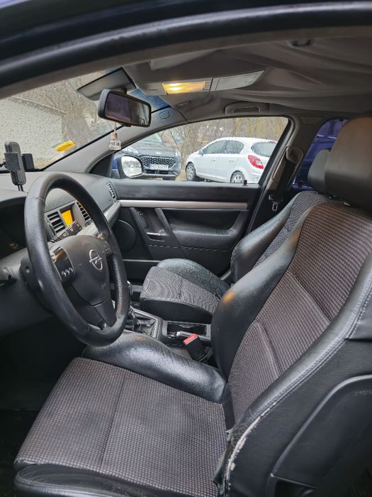 Vând Opel Vectra C 2004