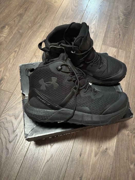 Under armour Micro G Valsetz Zip Mid