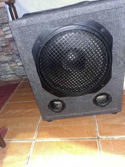 Vand bass activ pe 15