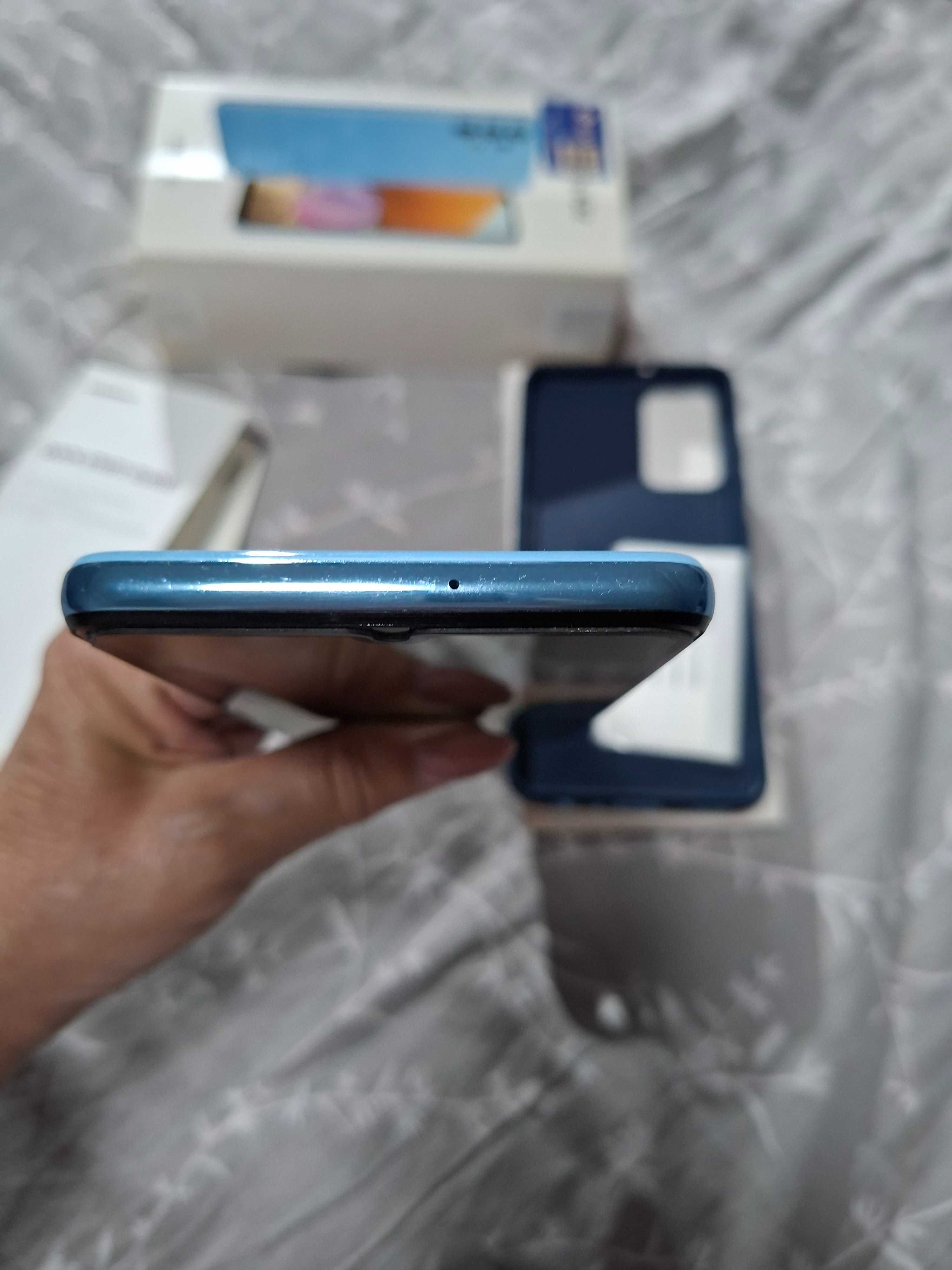 Продам Samsung Galaxy A32 Blue 4/64 GB