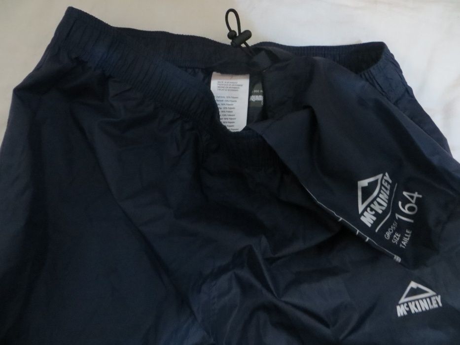Яке, шапка и долница McKinley Aquamax 2000