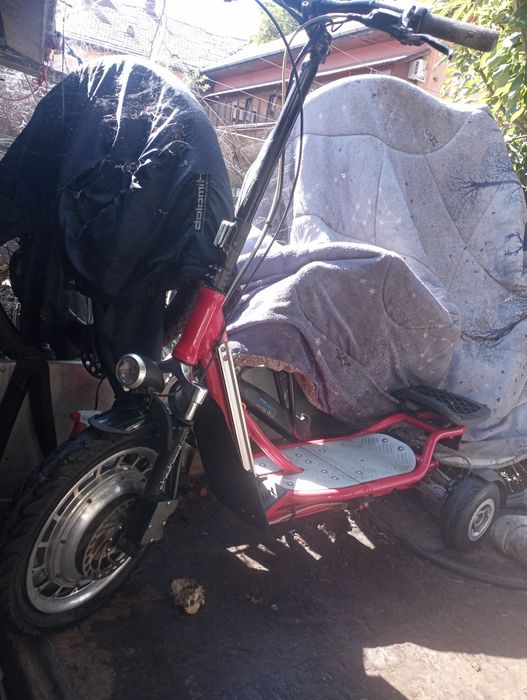 Scooter 3 roti electric