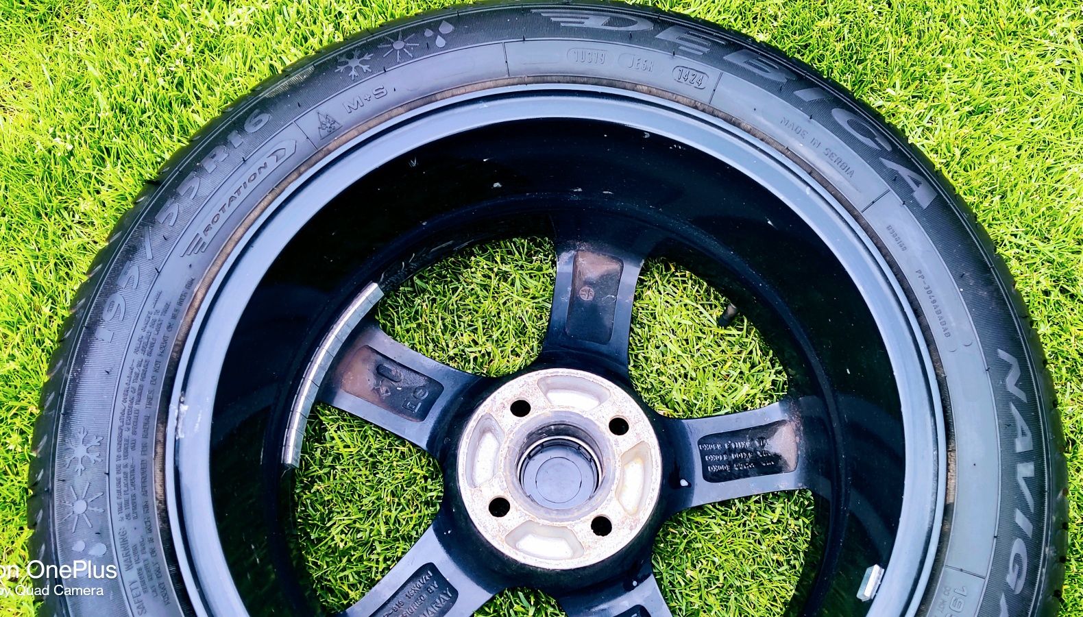 Jante aliaj 16 inch, Anvelope