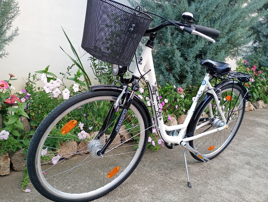 Bicicletă damă CYCO,cu 7 vit Nexus,frână picior !