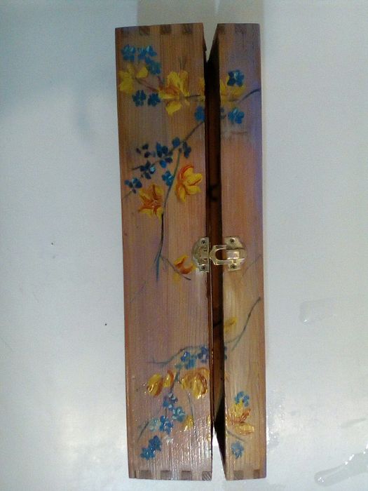 Decoratiune florala in cutie lemn pictata manuala