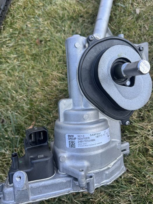 Caseta directie bmw x1 U 11 noua