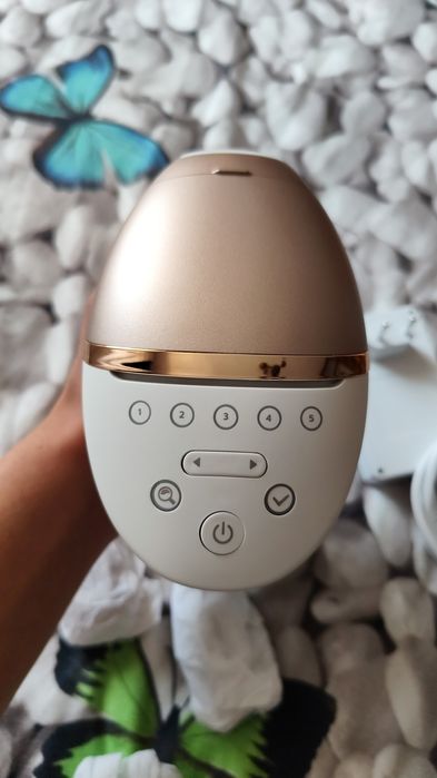 Vând epilator Philips