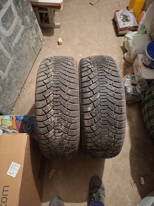 Шины зимние шипами