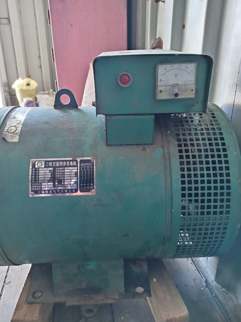 Продам генератор на 380 v