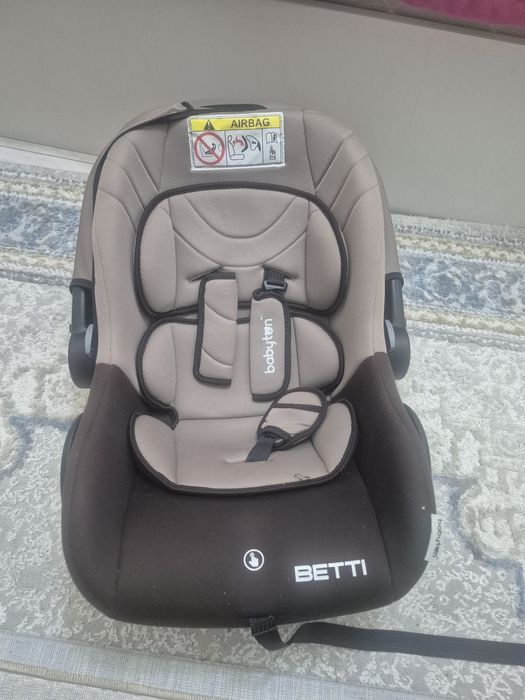 автокресло детское в хорошем состоянии