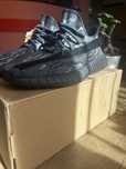 Yeezy Boost 350 v2 noi nouti