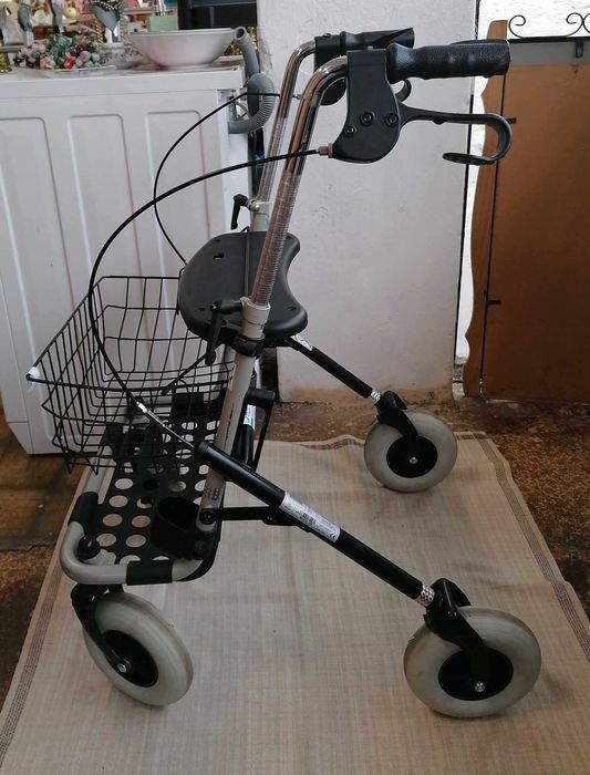 проходилка за възрастни