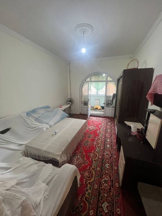 Срочно продаётся 2х комнатная квартира на навои узбегим