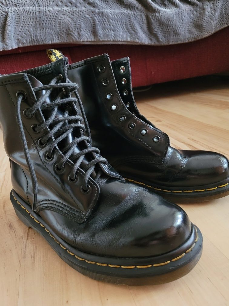 Dr. Martens, nr. 38