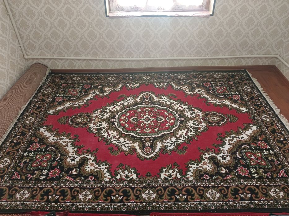 Срочно продам оригинал ковер