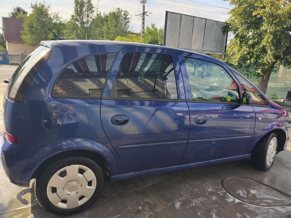 Vând Opel meriva A 1.7 cdti