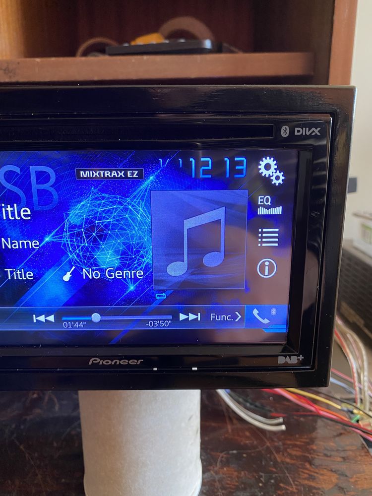 Pioneer AVH-X490DAB -ТОП!! - 4V RCA - USB Bluetooth CD DVD сд радио