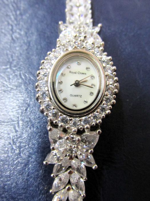 Дамски сребърен часовник royal crown