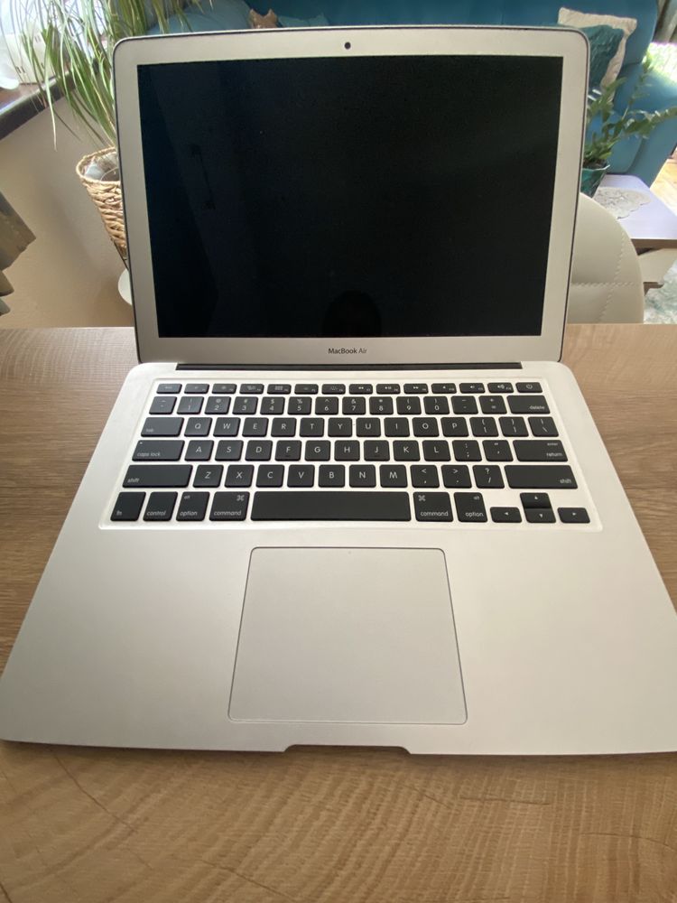 MacBook Air (13-inch, Early 2014)