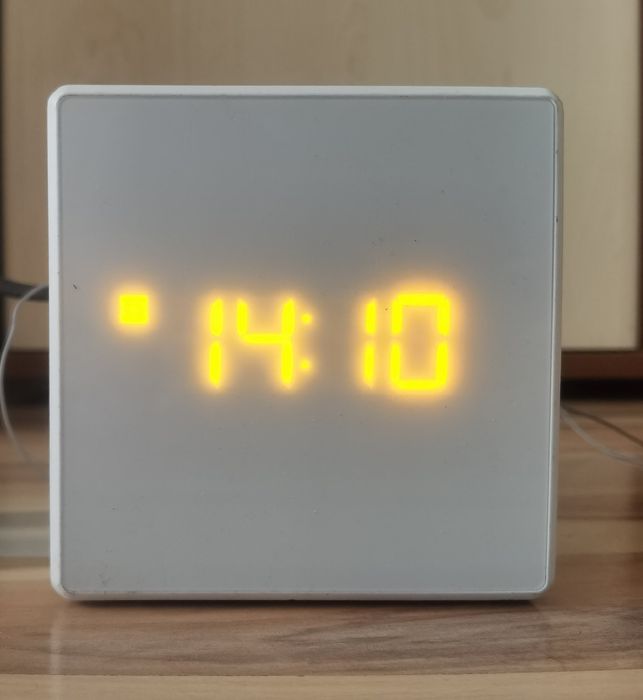 Boxa radio cu ceas Sony ICF C1