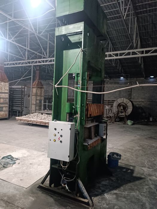 Press 250 tonnali sotiladi