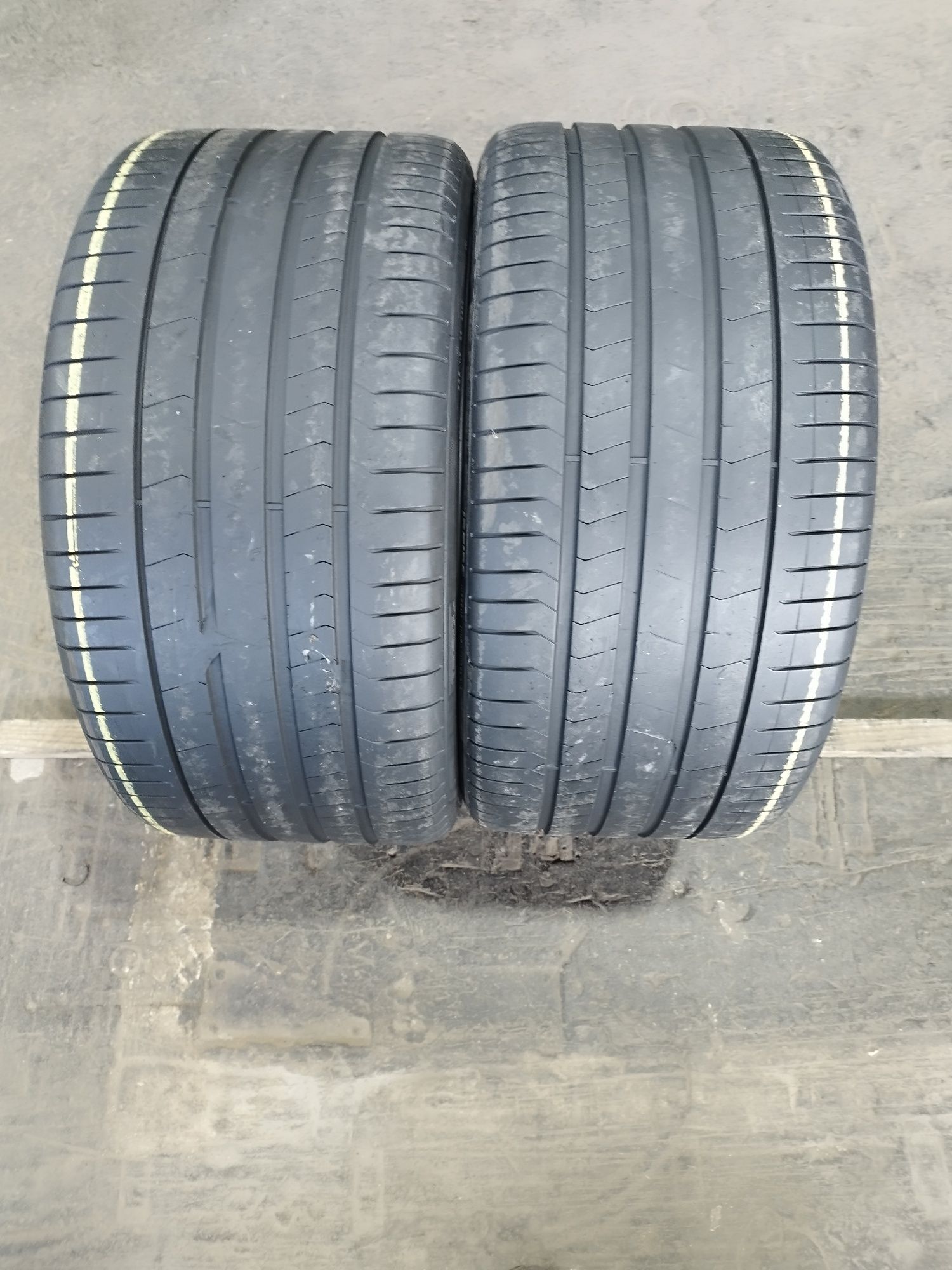 2 anvelope de vară Pirelli 315/30/22,dot 2020