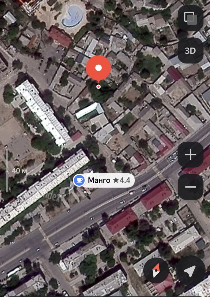 Продается земельный участок в центре  города Янгиюль
